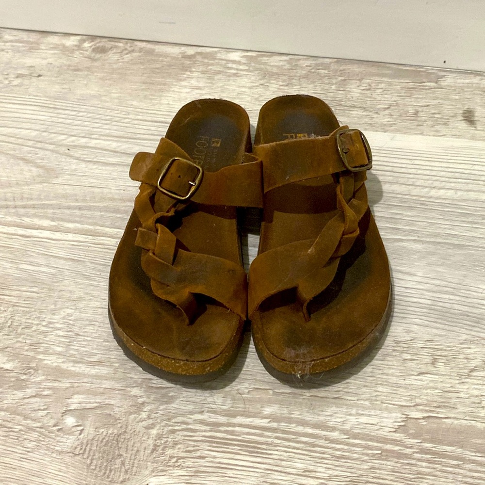 Women’s sandals